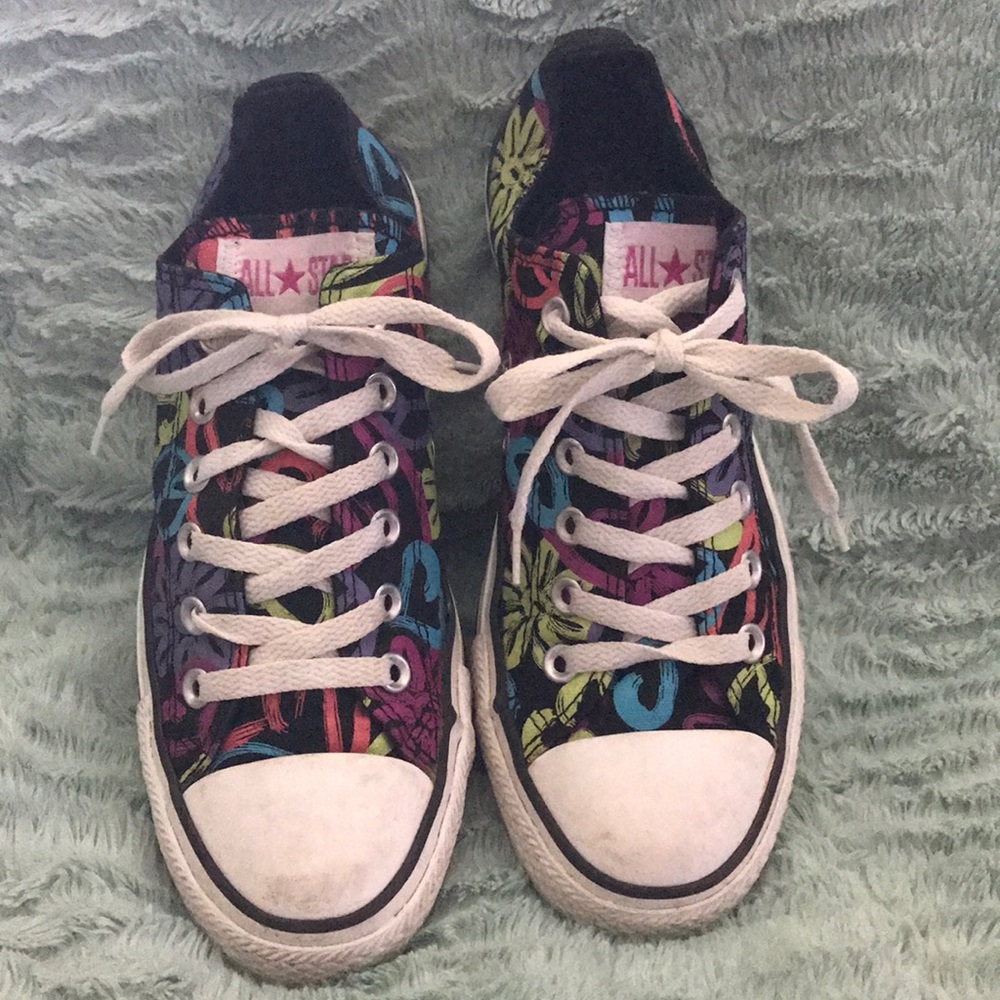 Special edition size 9 ALL ⭐️ STAR chuck Taylors!